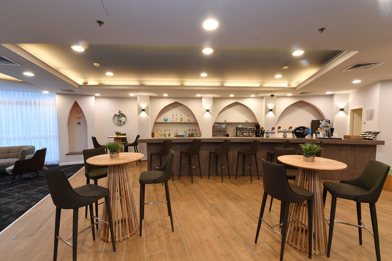 Be Unique Hotel - Drinks Included Эйлат Экстерьер фото