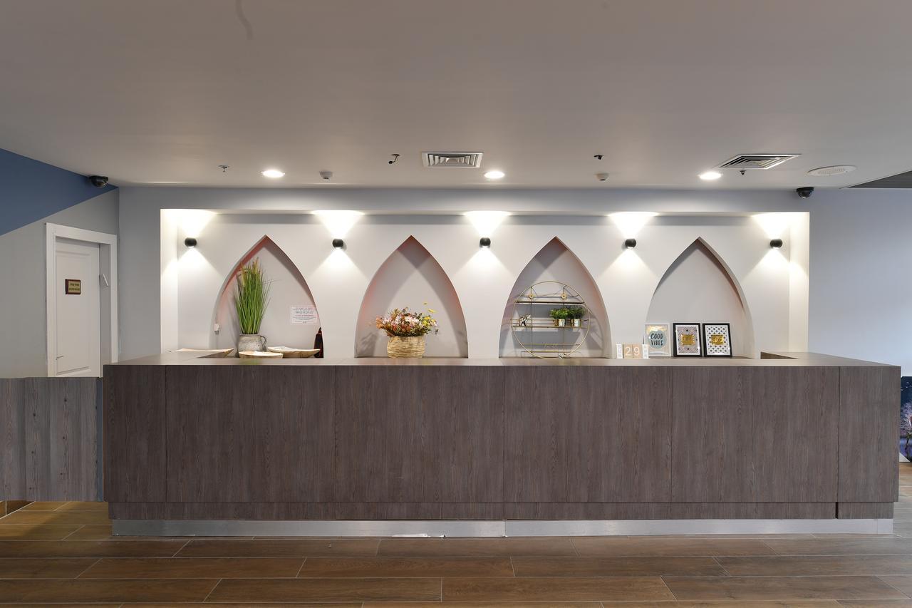 Be Unique Hotel - Drinks Included Эйлат Экстерьер фото