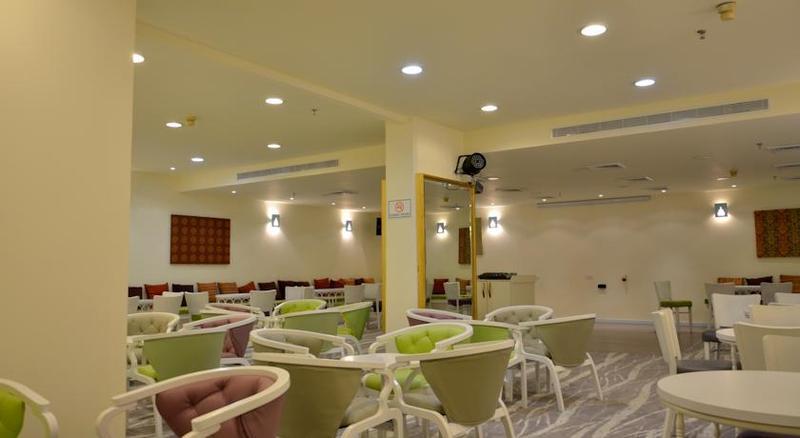 Be Unique Hotel - Drinks Included Эйлат Экстерьер фото